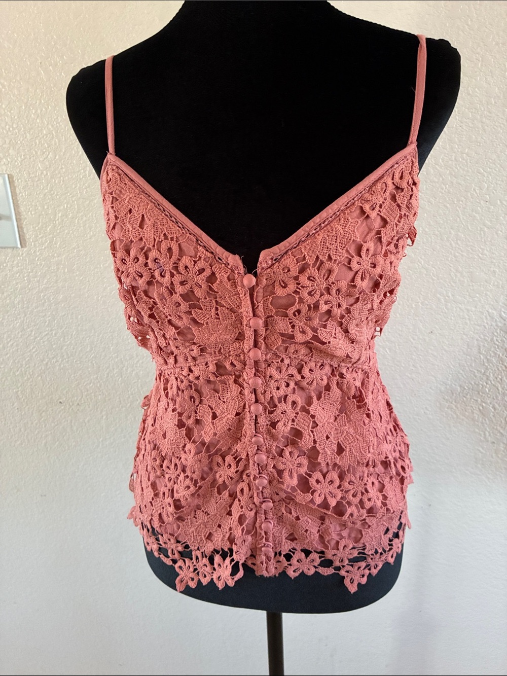 Floral Crochet Button-Front Cami in Dusty Rose